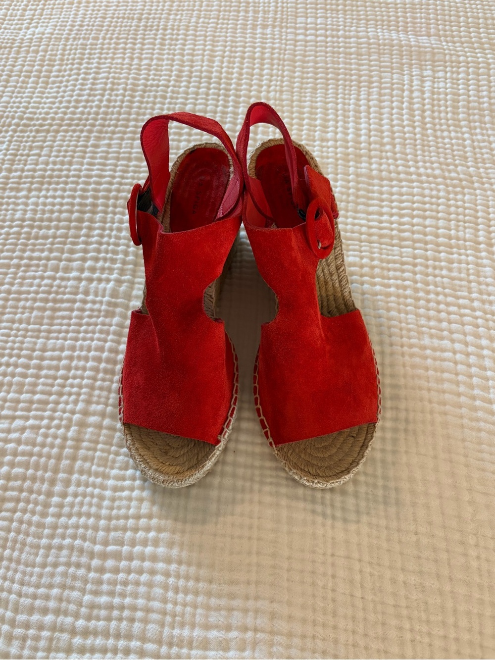 Via Spiga Red Suede Espadrille Wedge Open Peep Toe Sandals Statement Buckle Sz9